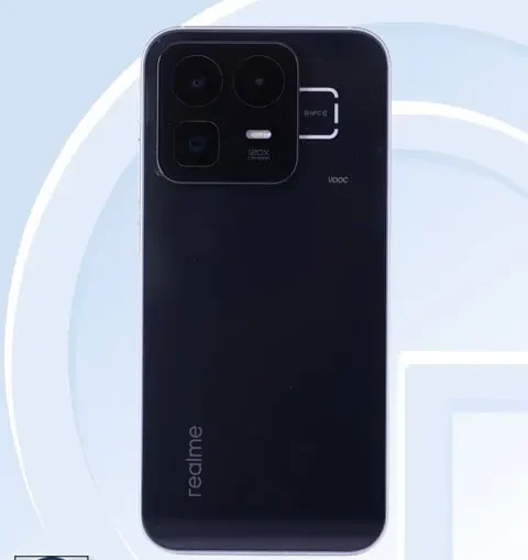 Realme Neo 8 1.5K AMOLED display and front camera design details.